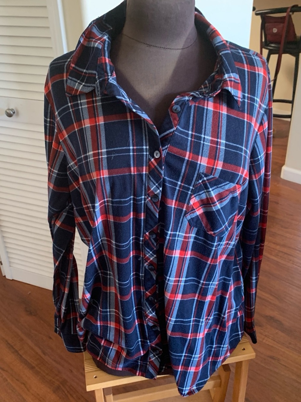 Navy & Red Plaid Button-Up 3X cotton shirt.
Shirt